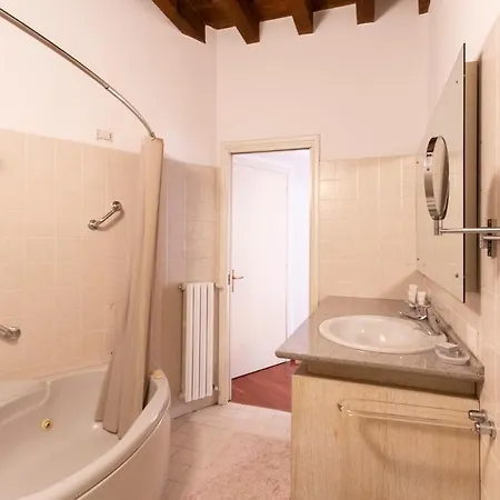 Anfiteatro In Brera Lägenhet