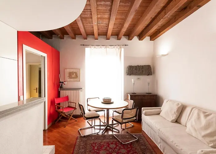 Apartment Anfiteatro In Brera