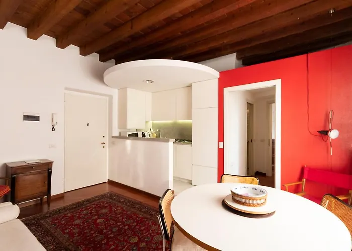 Apartment Anfiteatro In Brera
